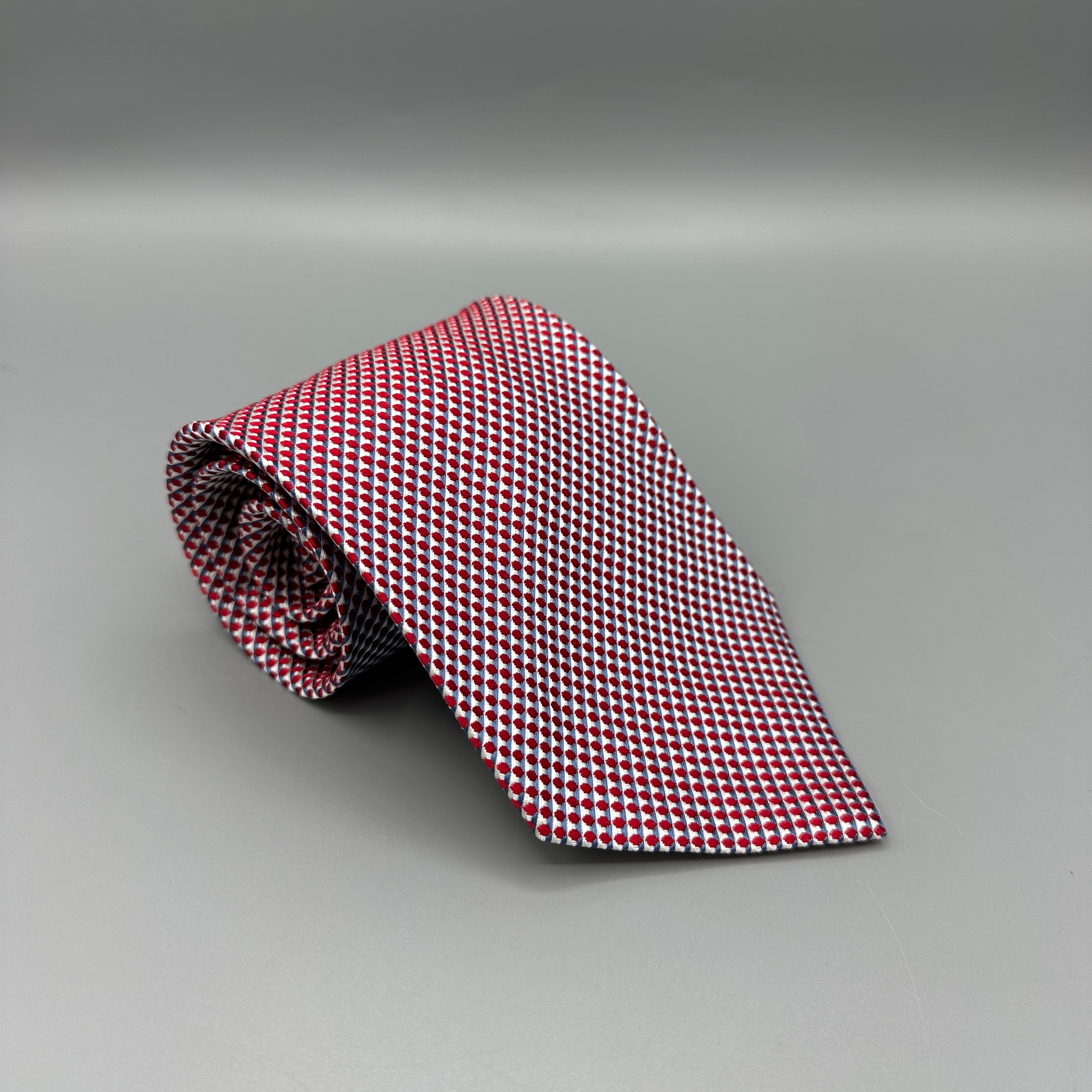 Cravate blanche et bleue Charvet