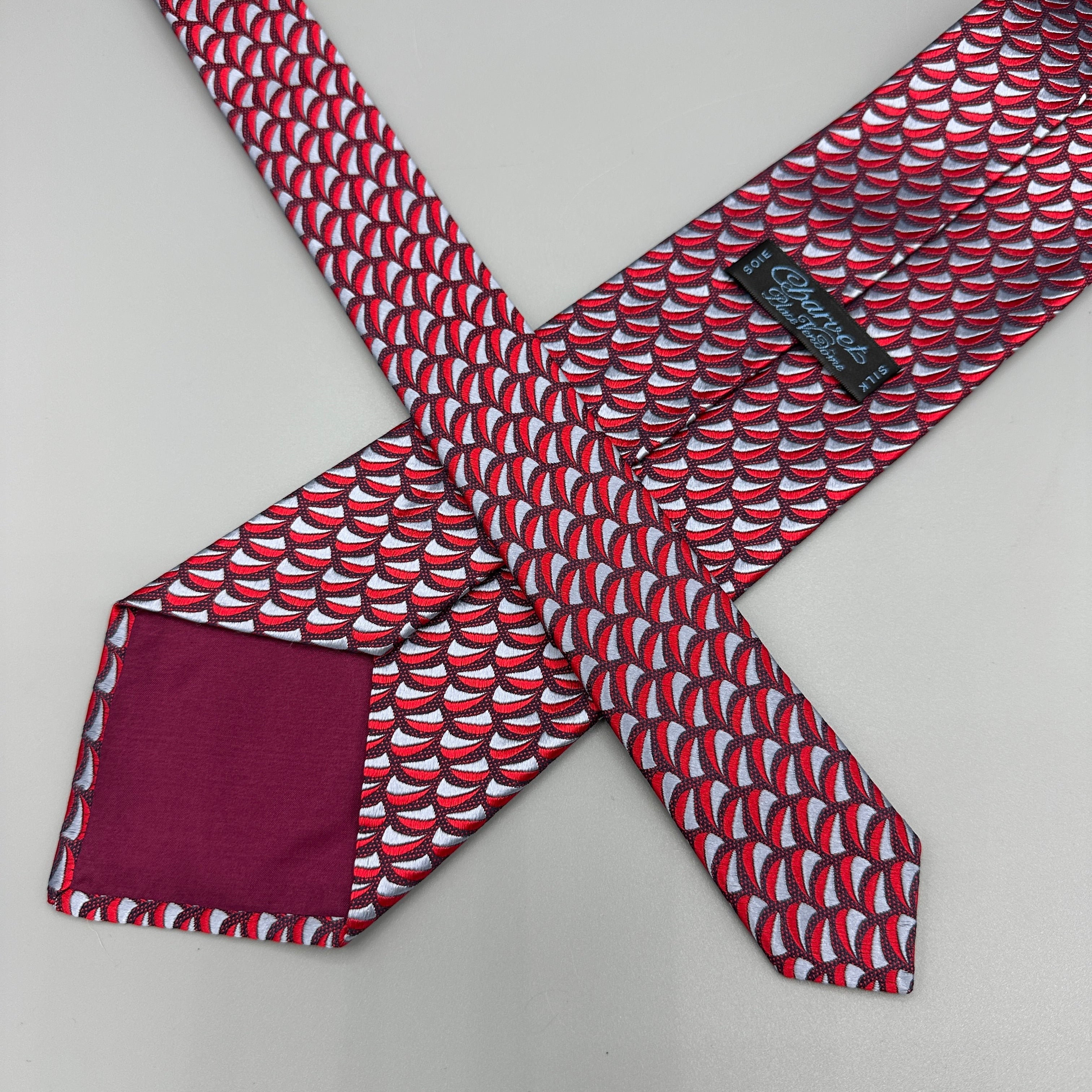 Cravate rouge Charvet