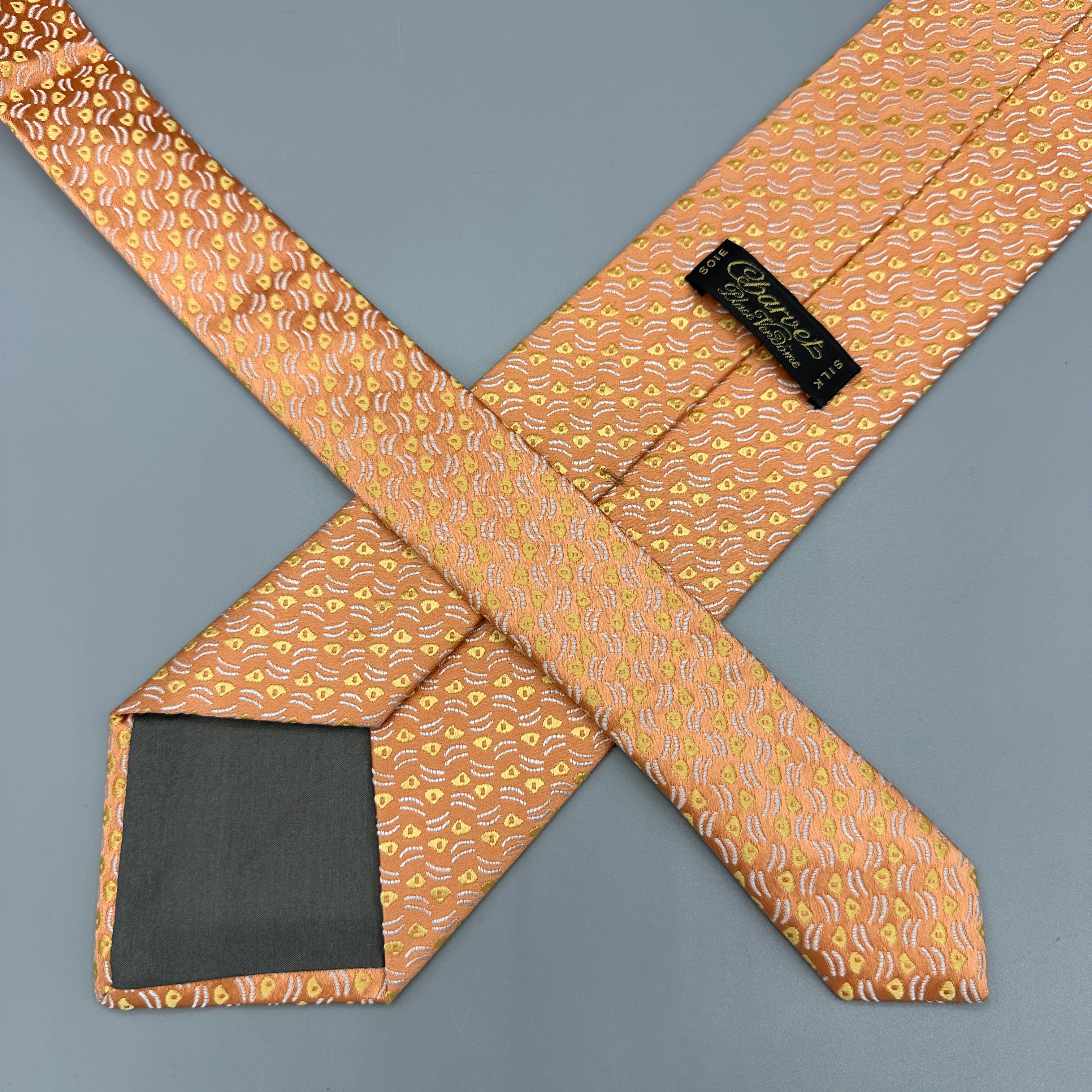 Cravate orange saumon Charvet