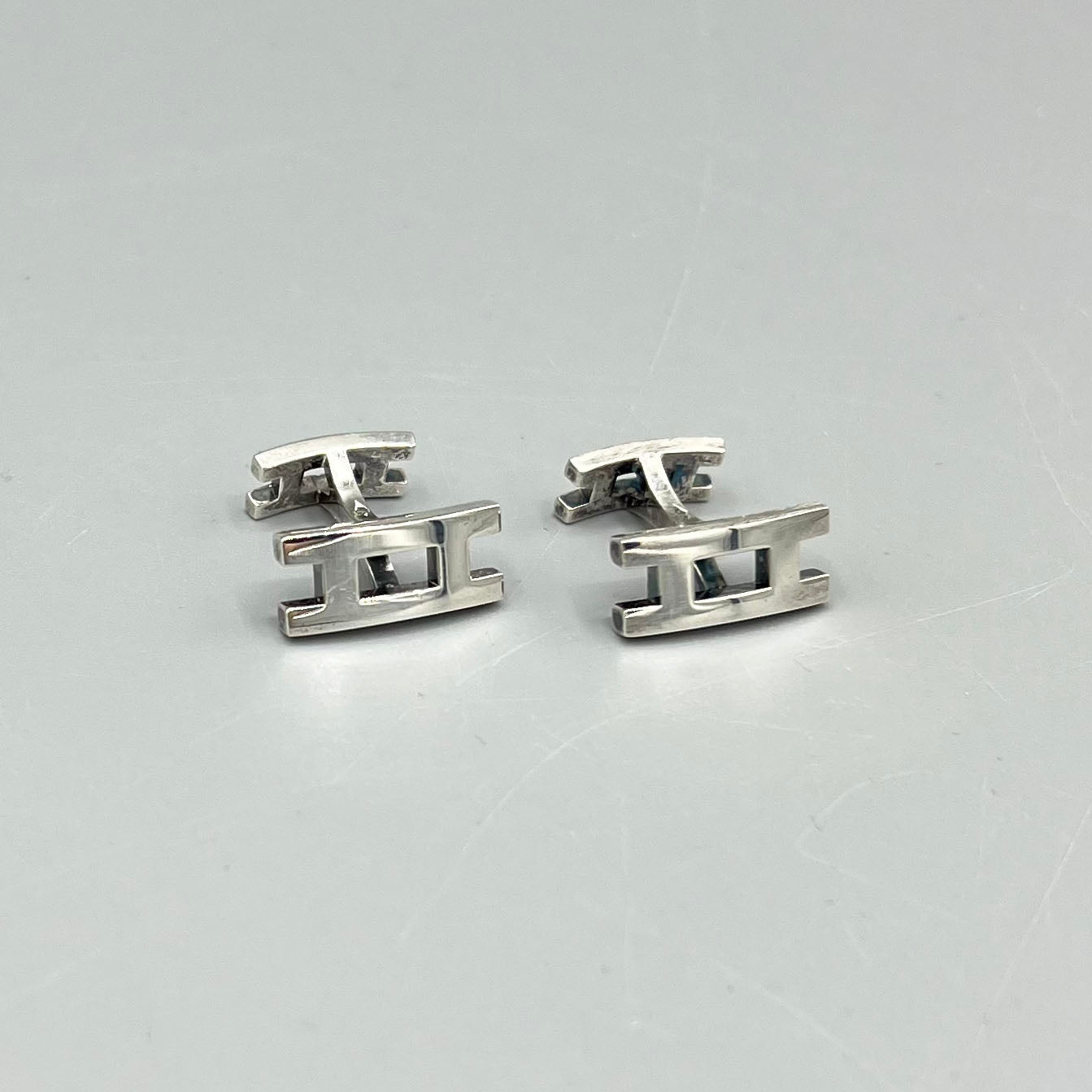 Boutons de manchette H argent Hermès