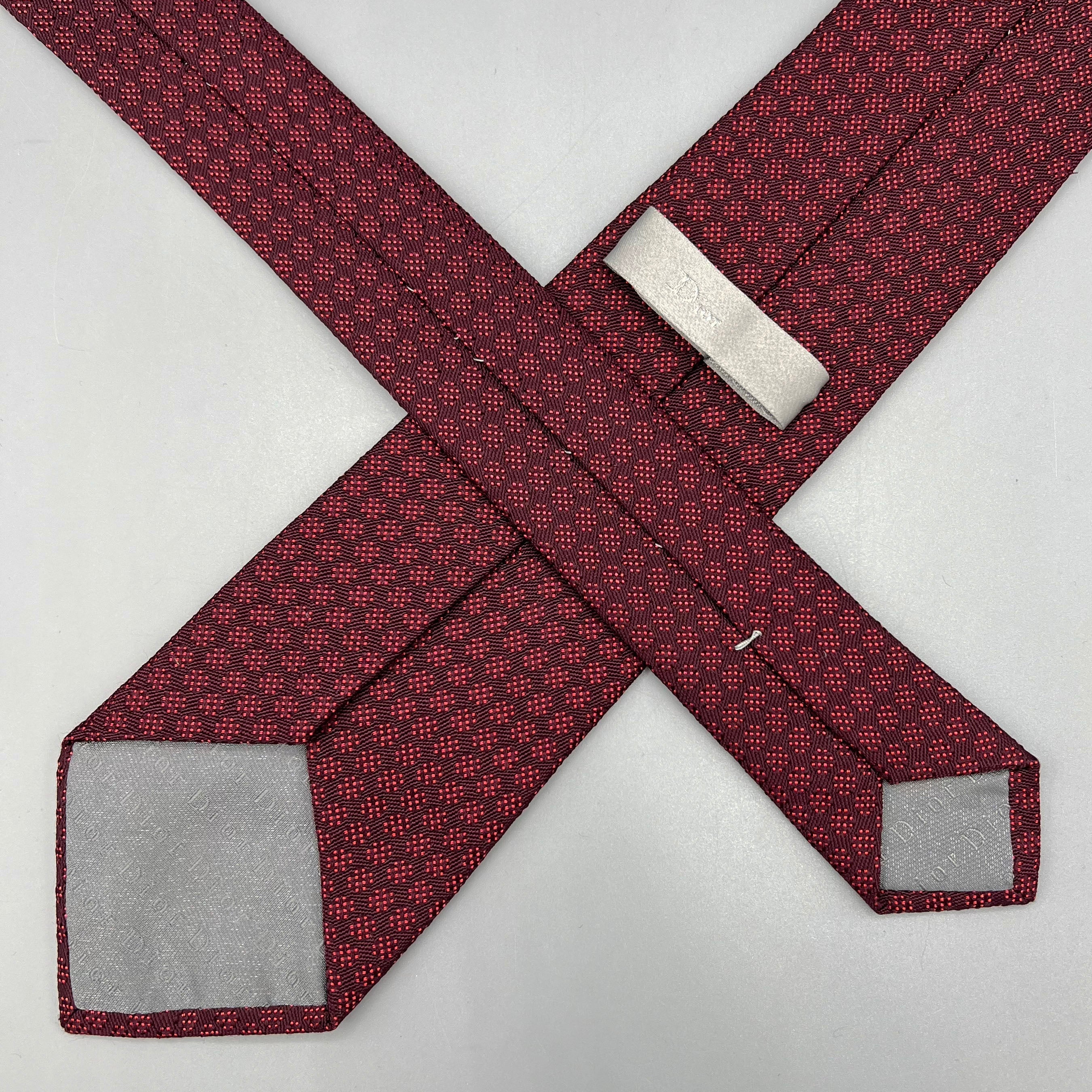 Cravate bordeaux Dior