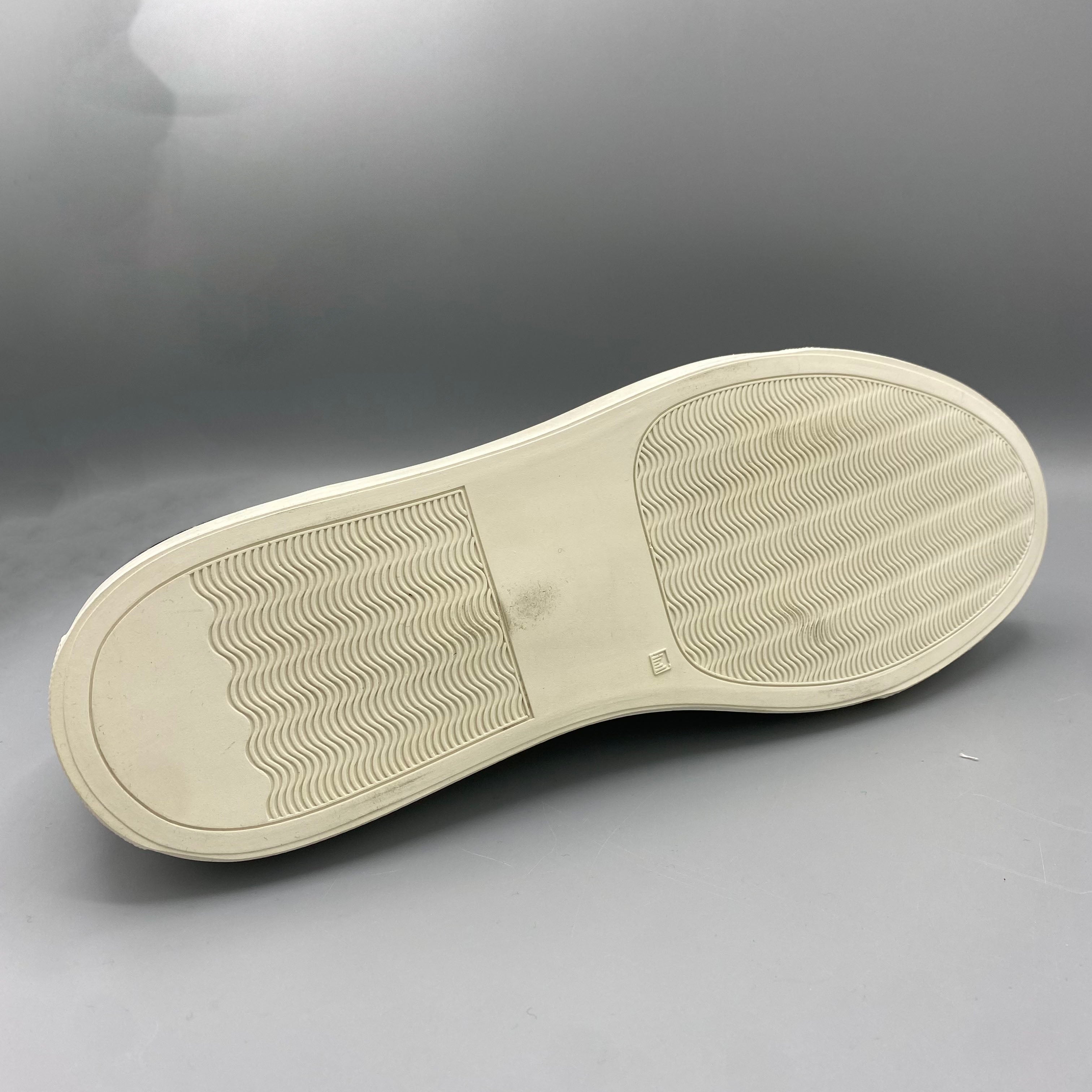 Basket en daim Lanvin