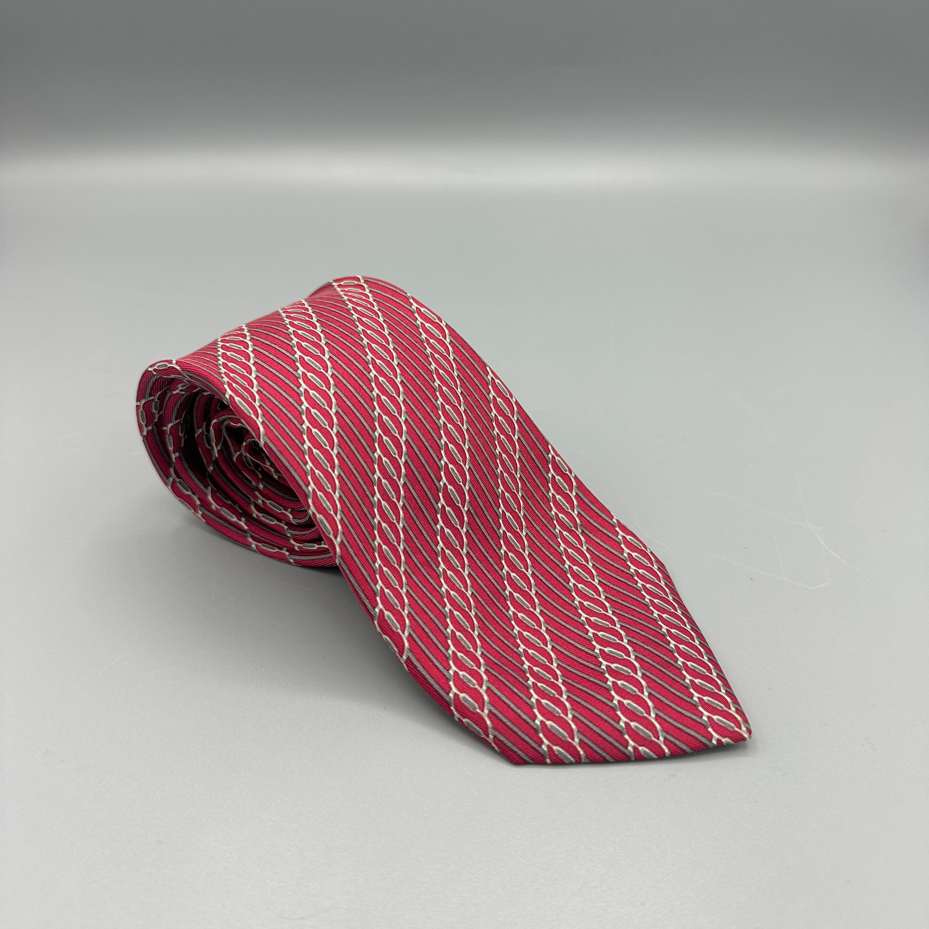 Cravate Hermès à motif