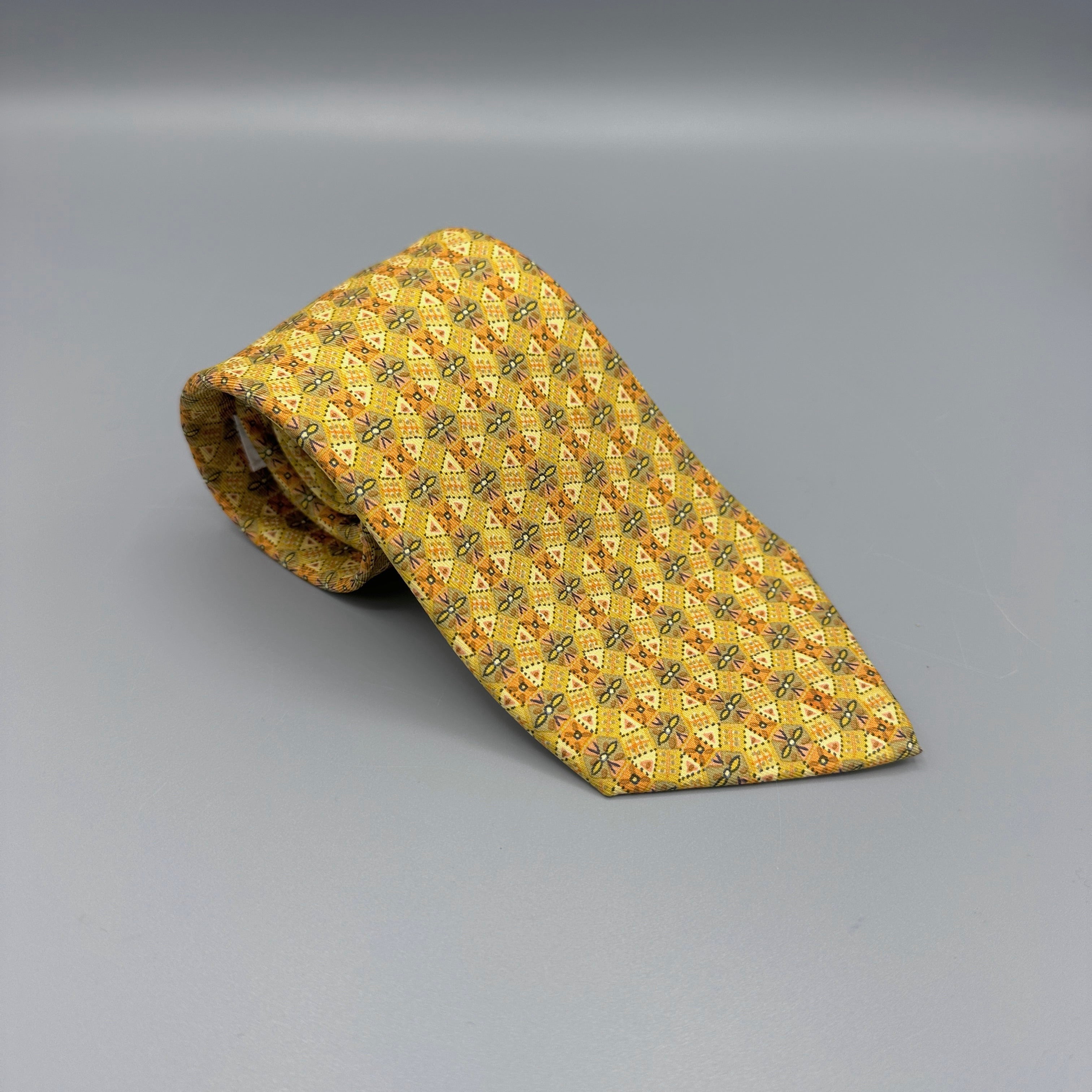 Cravate Hermès à motif