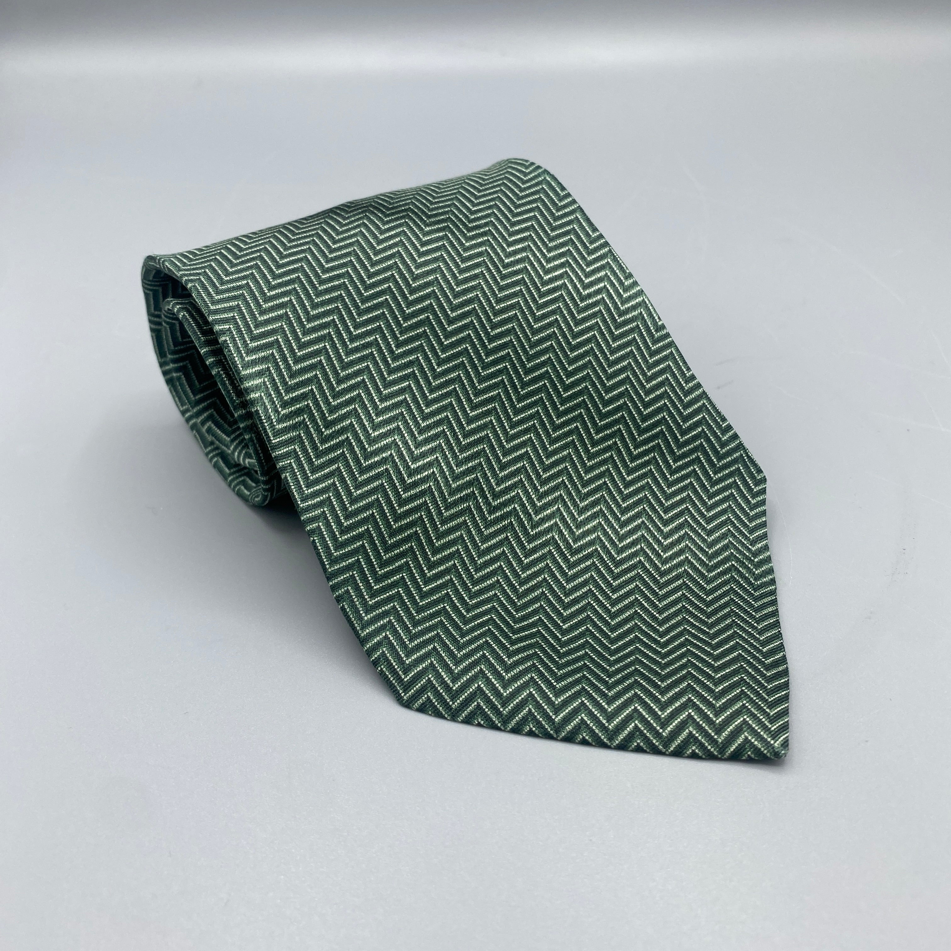 Cravate verte Armani