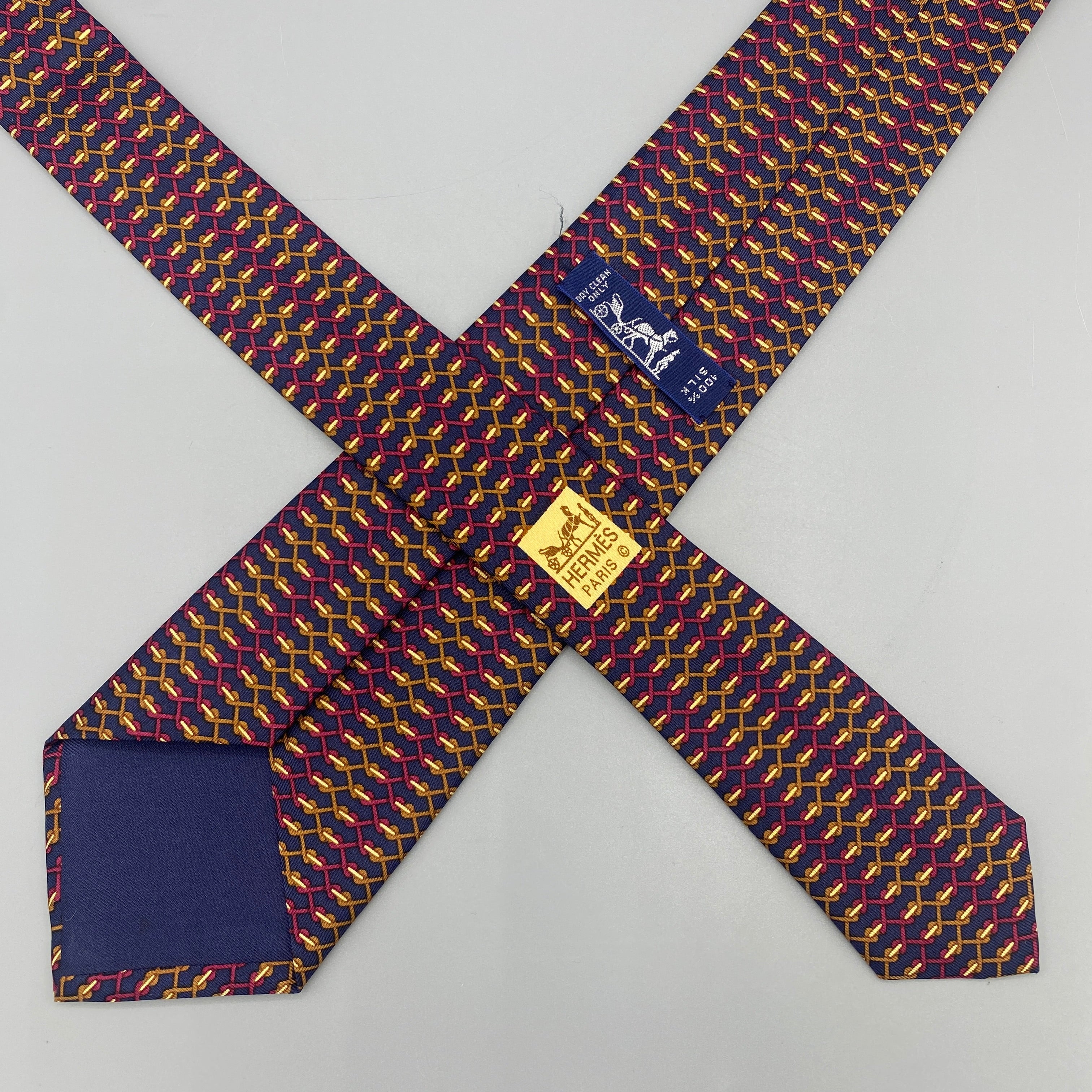 Cravate bleu Hermès