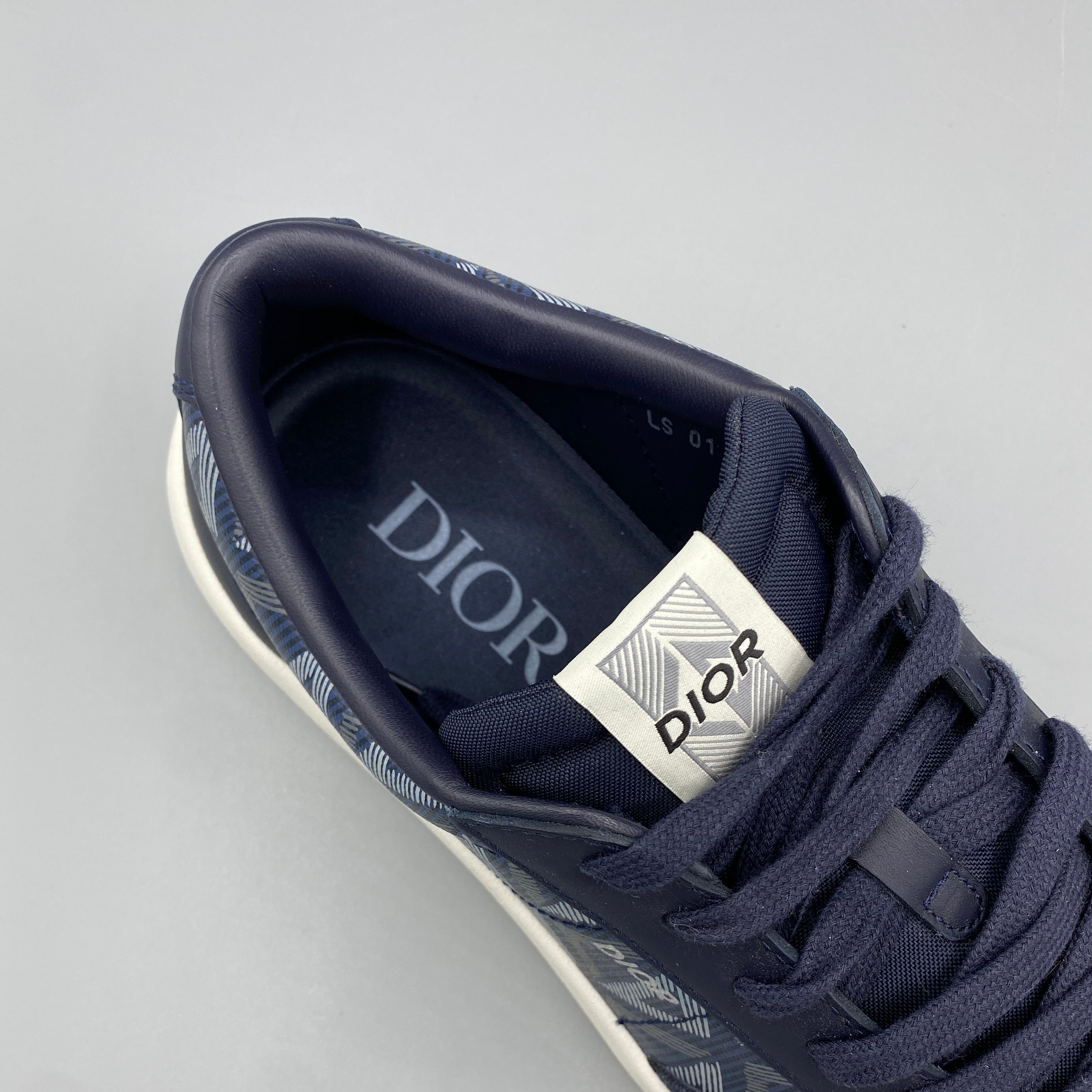 Dior B101 “CD Diamond Navy Blue”