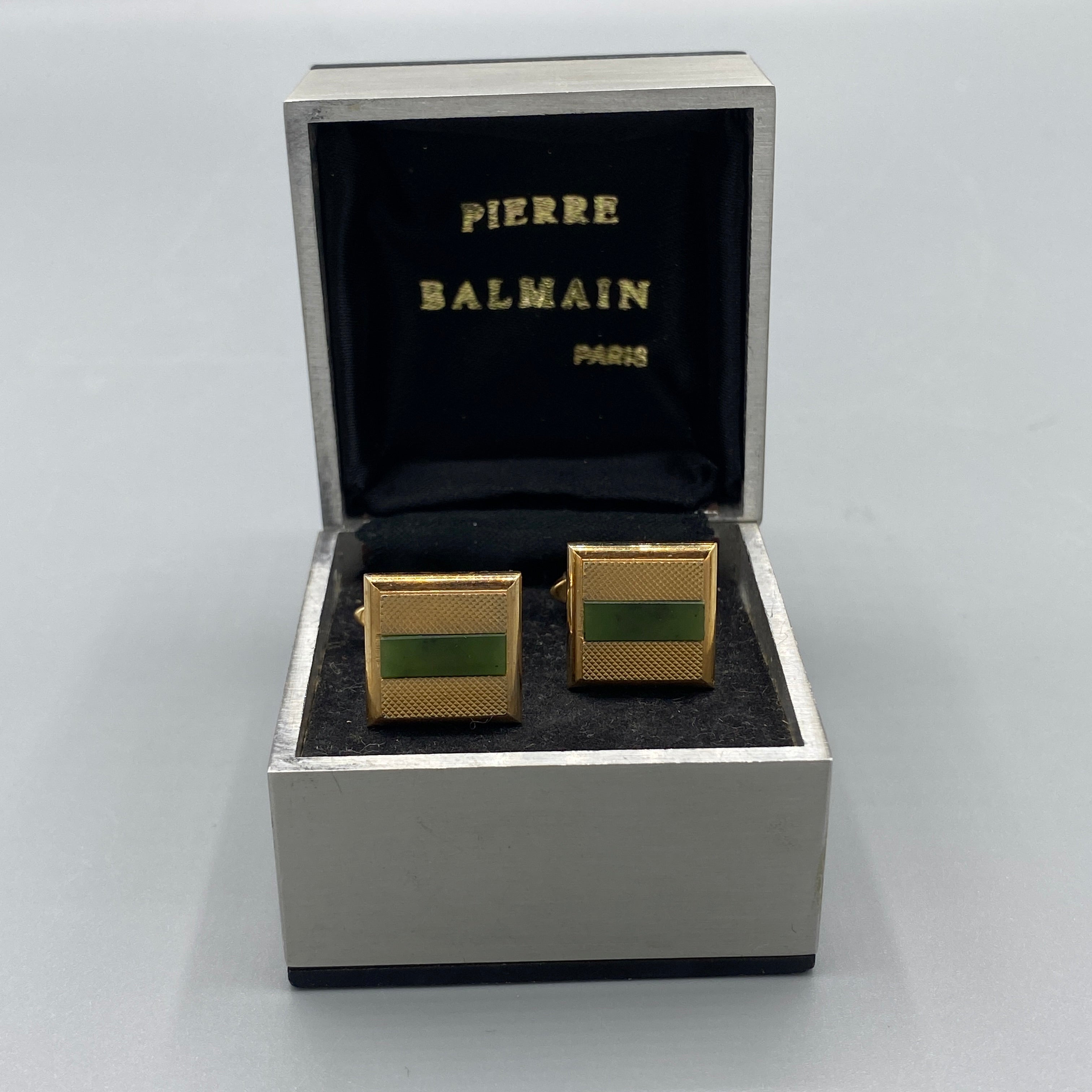 Boutons de manchette dorés Pierre Balmain