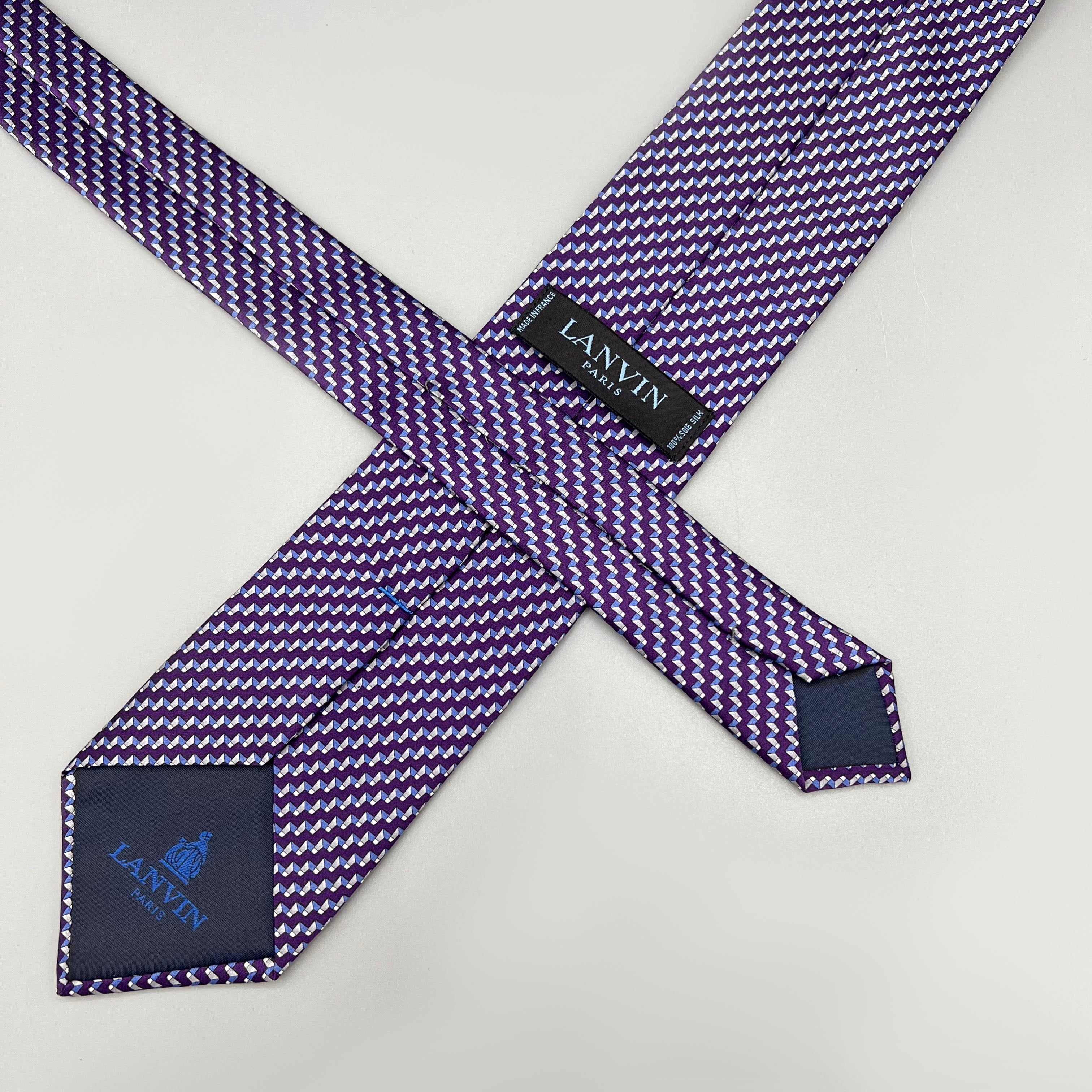 Cravate violette Lanvin