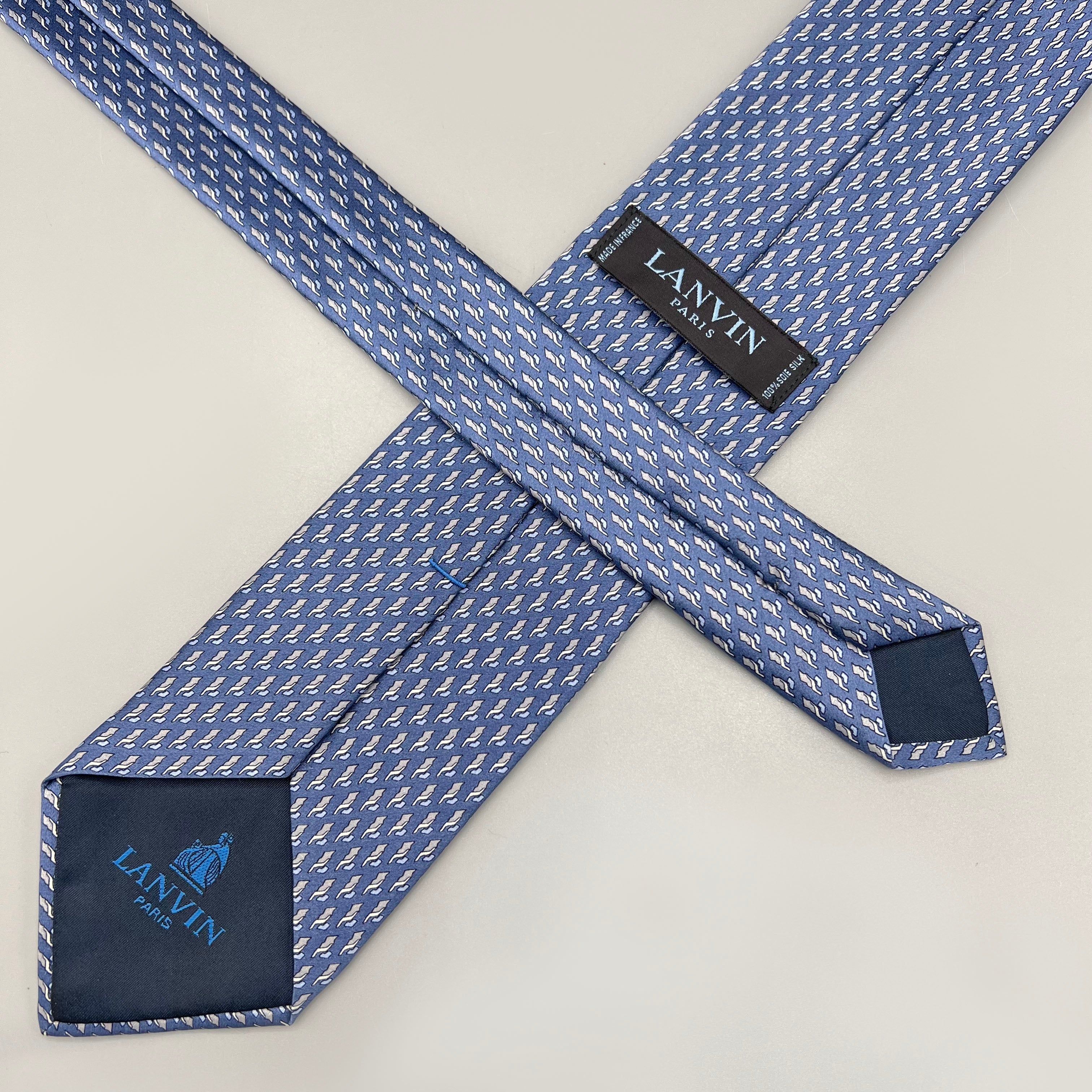 Cravate bleue Lanvin