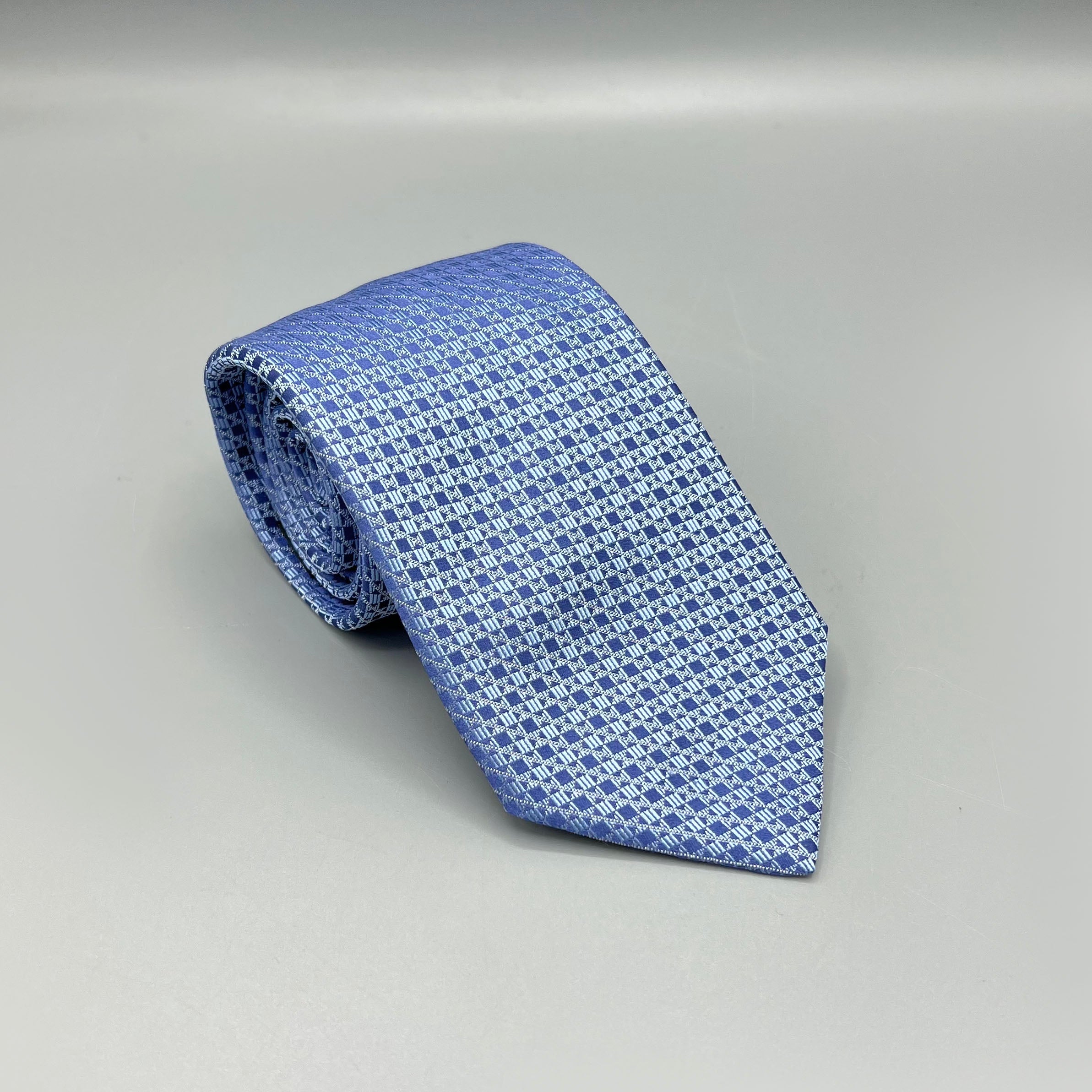 Cravate bleue Lanvin
