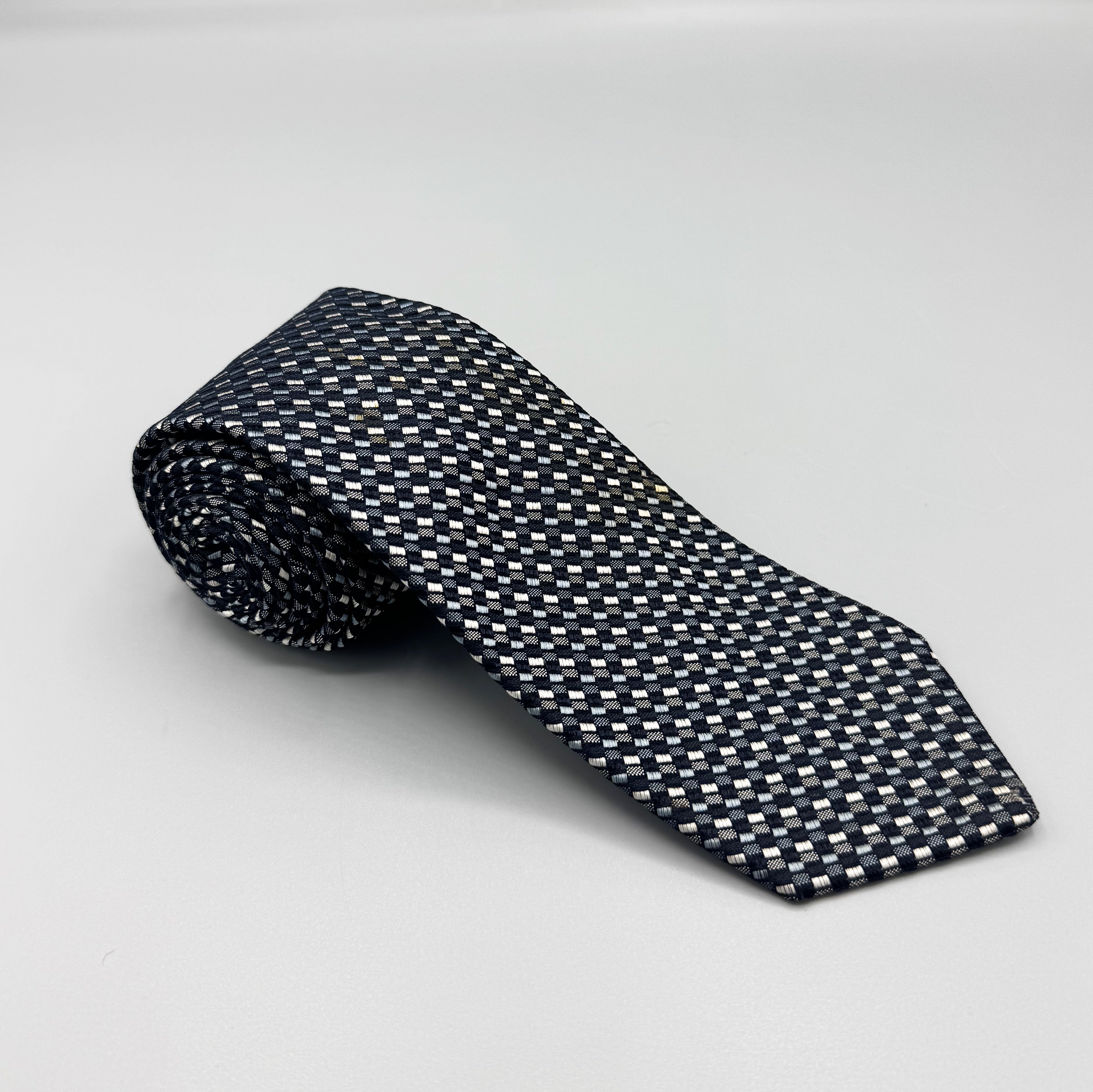 Cravate Charvet à motif bleu & gris en damier