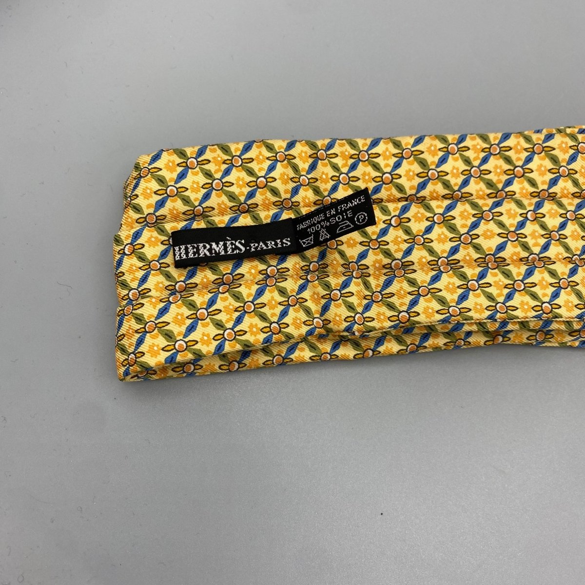 Ascot Jaune Hermès - Le Beau Gustave