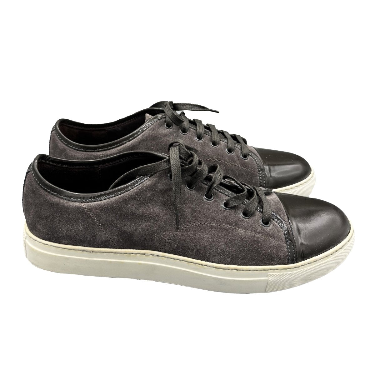 Baskets Lanvin grises en daim et cuir verni - Le Beau Gustave