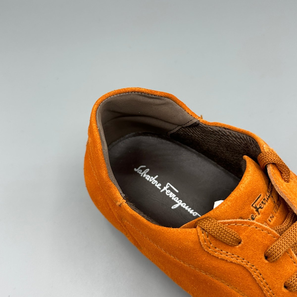 Baskets orange Ferragamo - Le Beau Gustave