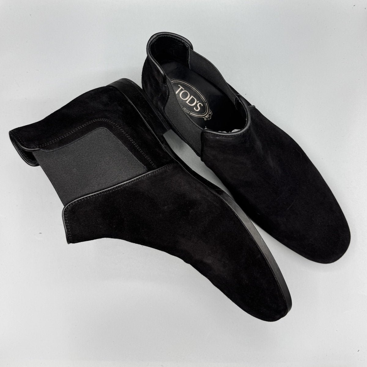 Bottines Chelsea Tod's noires en daim - Le Beau Gustave