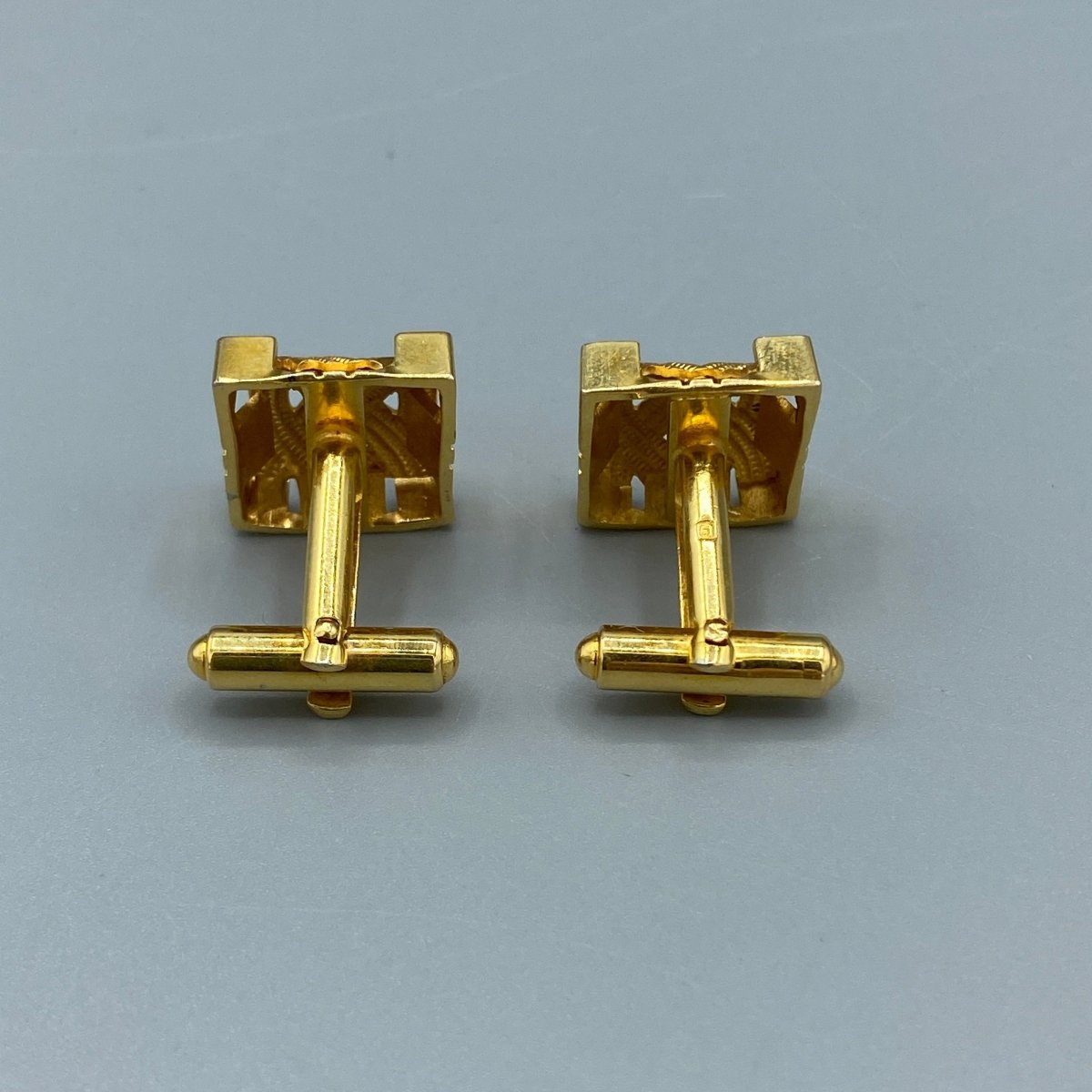 Boutons de manchette carré doré - Le Beau Gustave