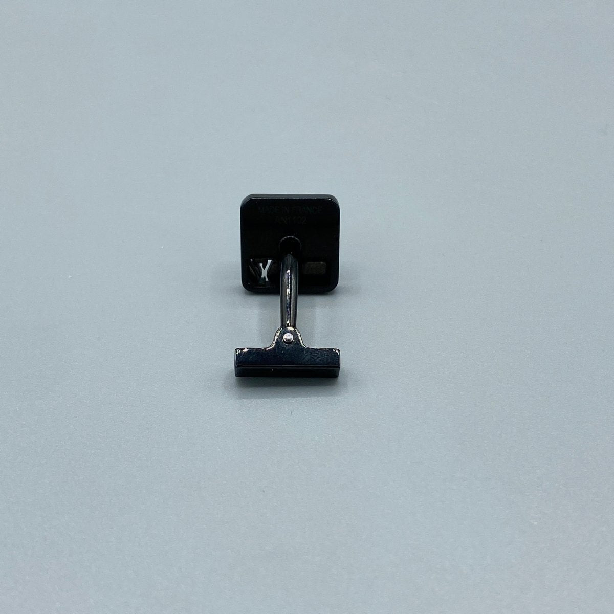 Boutons de manchette Louis Vuitton noirs - Le Beau Gustave