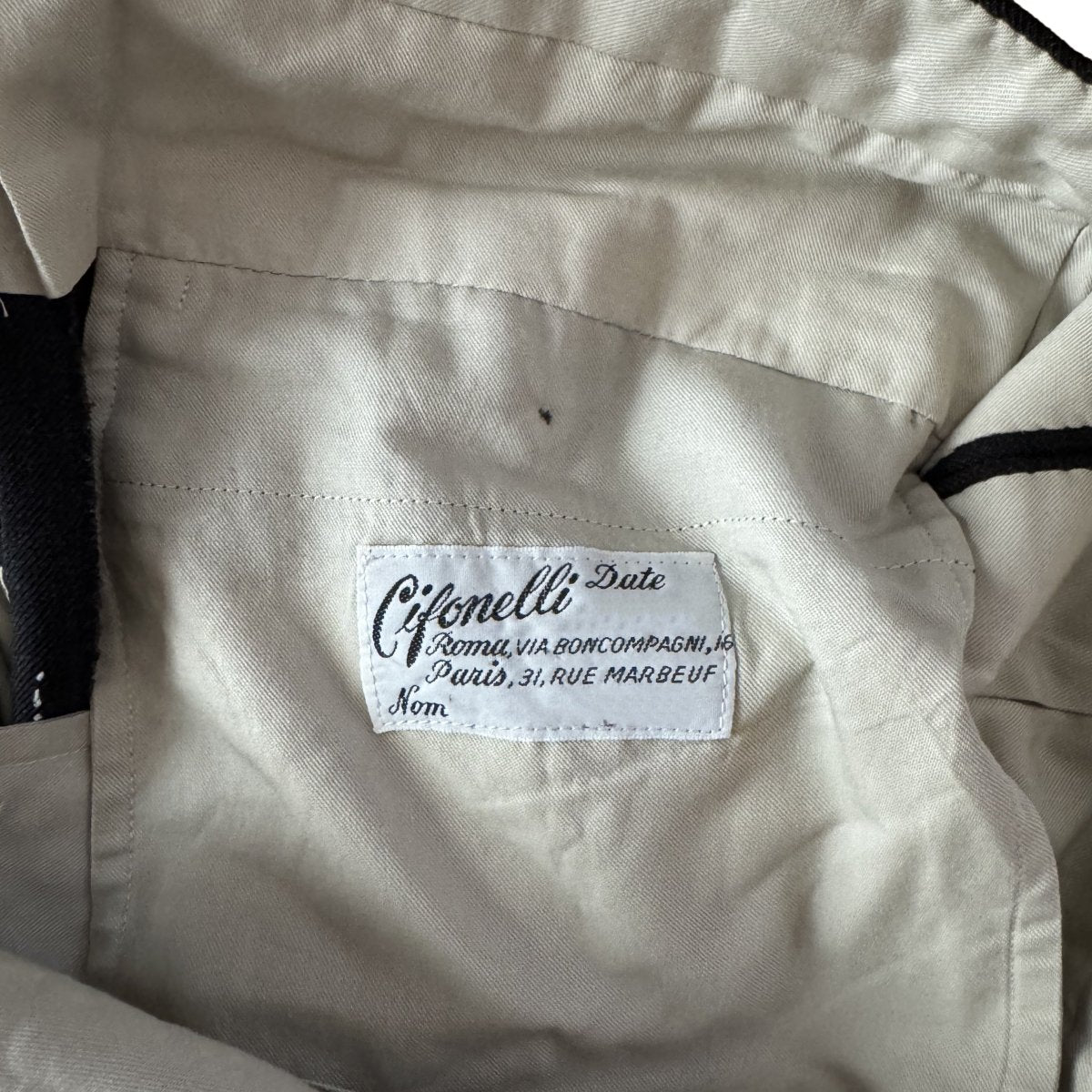 Costume Cifonelli sur mesure gris acier - Le Beau Gustave