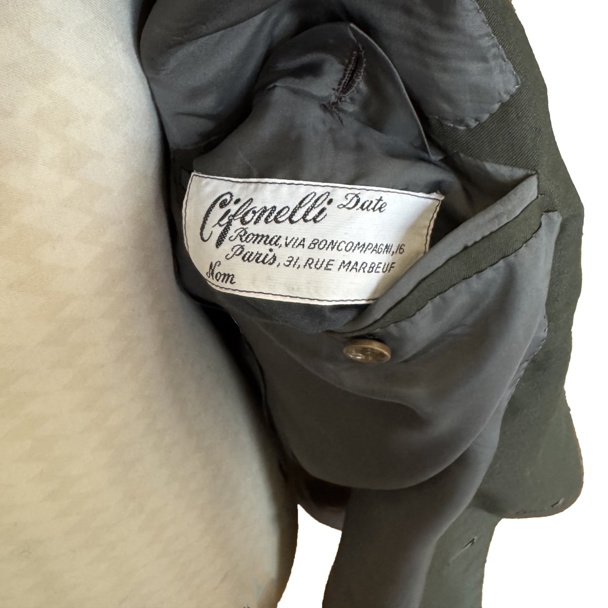 Costume Cifonelli sur mesure vert foncé uni - Le Beau Gustave