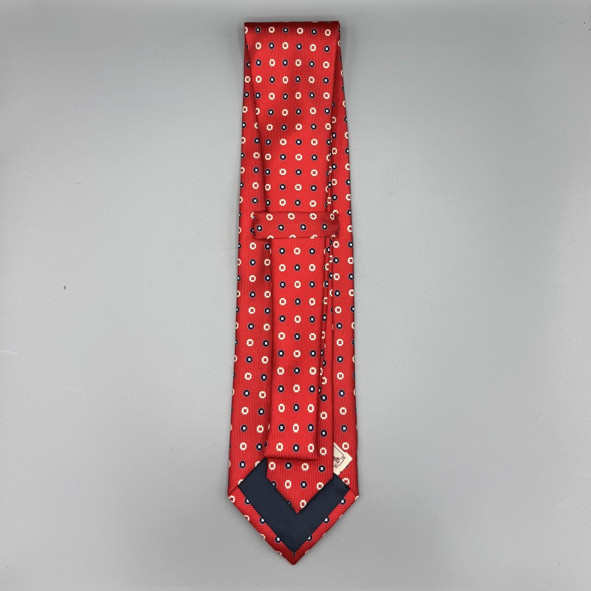 Cravate Atelier della Cravatta rouge à petits motifs géométriques - Le Beau Gustave