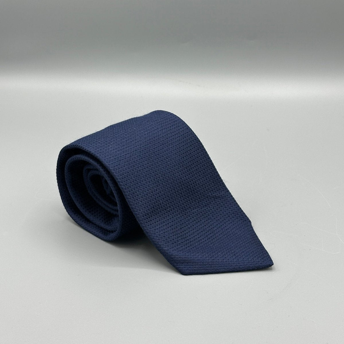 Cravate bleue Barneys New York - Le Beau Gustave