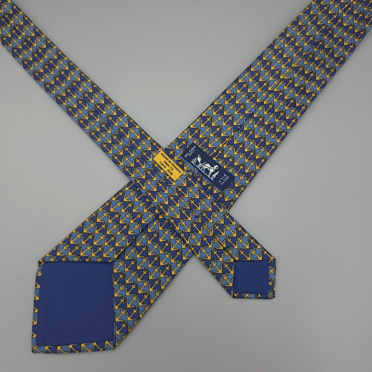 Cravate Hermès à motif ancre - Le Beau Gustave