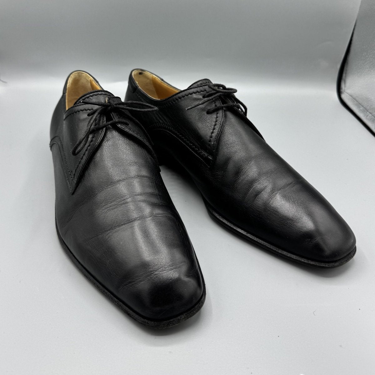 Derbies Hermès en cuir noir - Le Beau Gustave