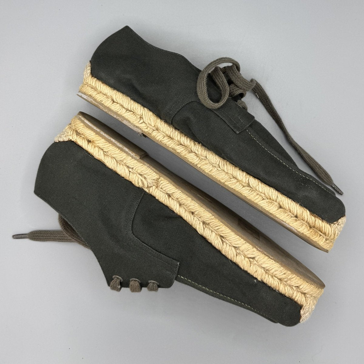 Espadrilles Hermès kaki - Le Beau Gustave
