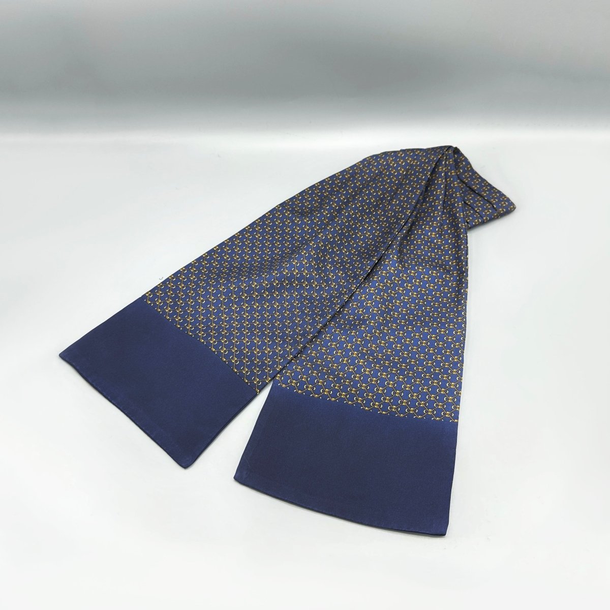 Foulard Ascot Hermès - Le Beau Gustave