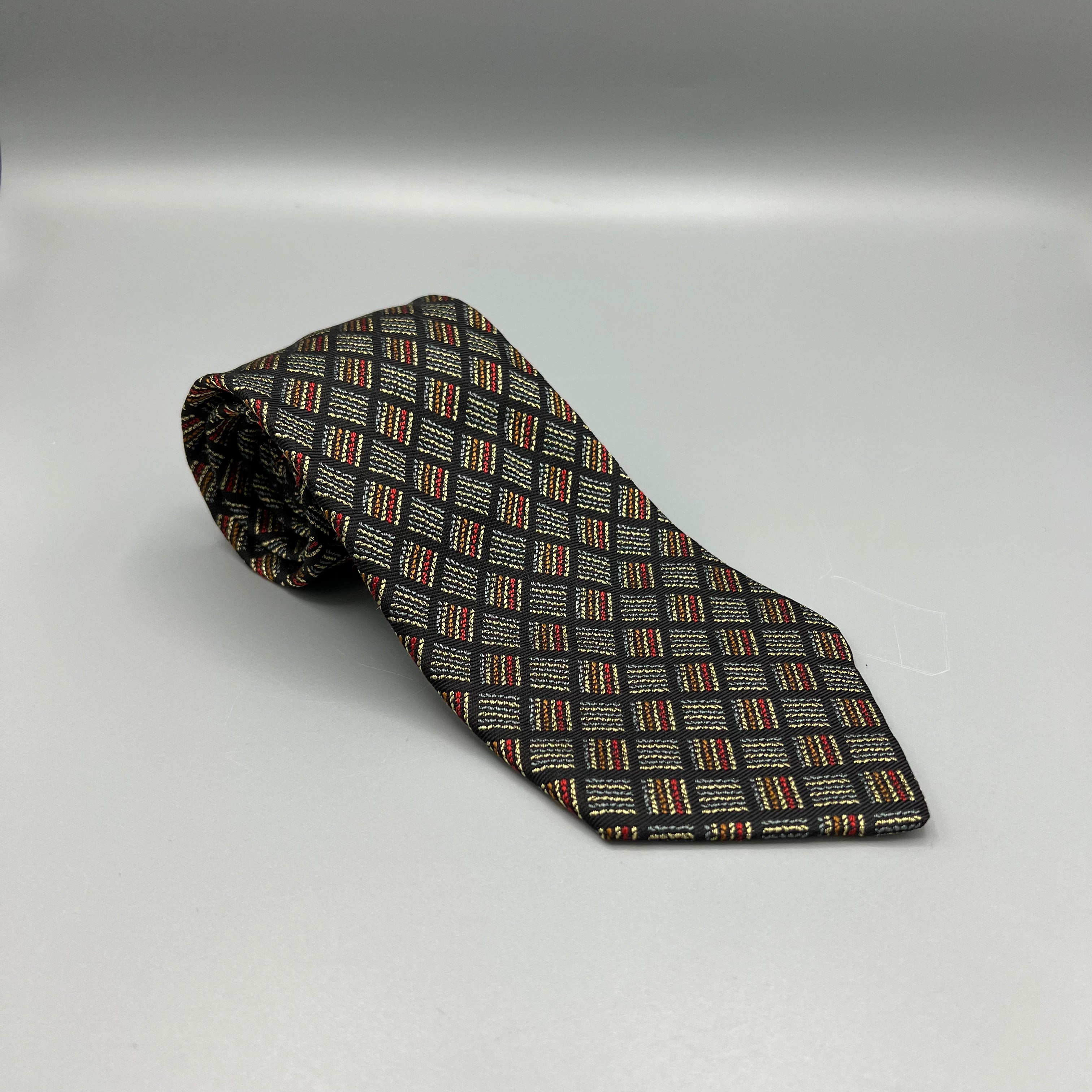Cravate à motifs Hermès