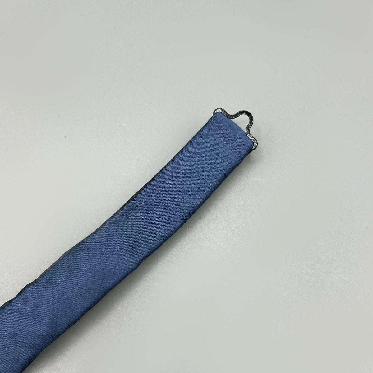 Nœud papillon bleu prénoué Lanvin - Le Beau Gustave