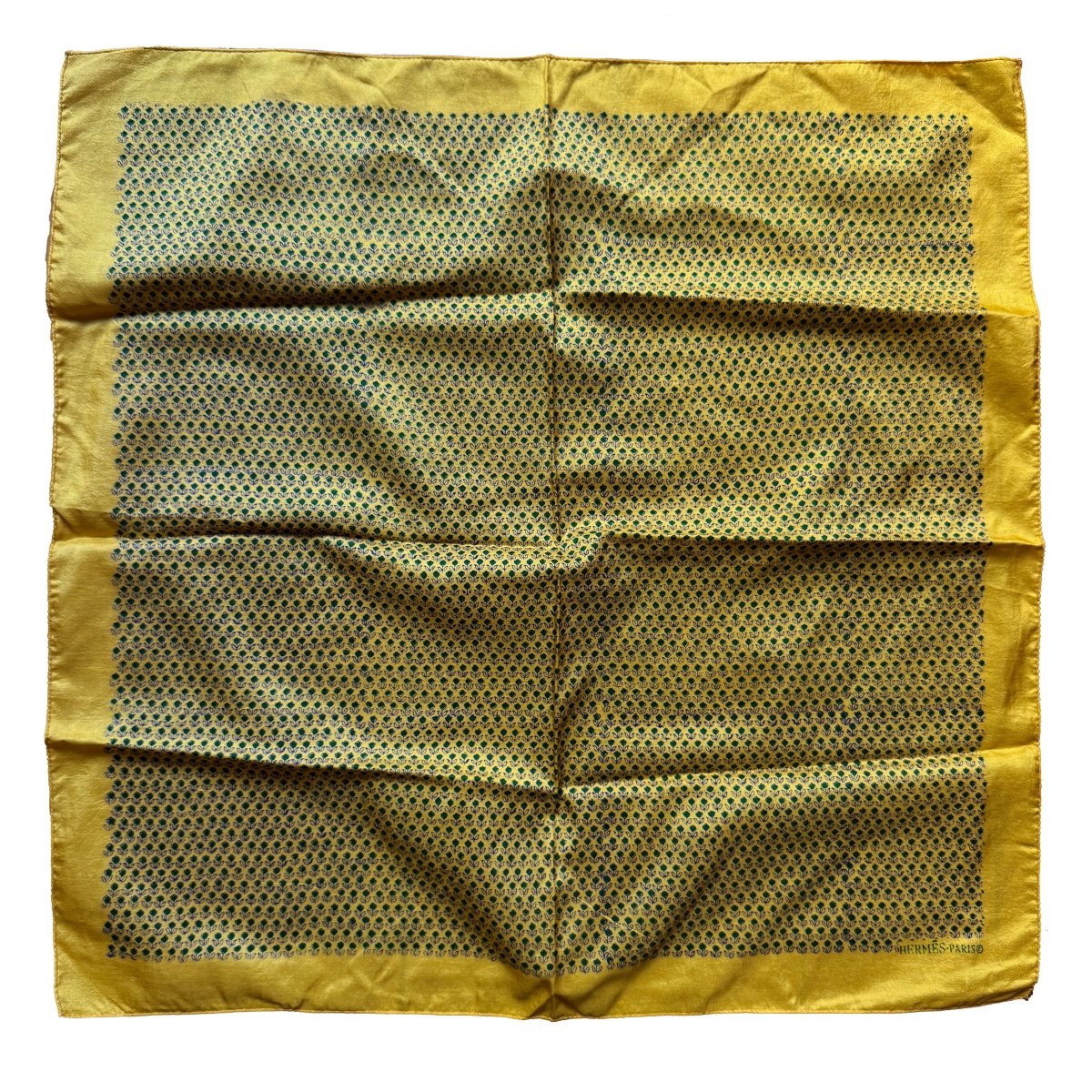 Pochette Hermès jaune à motif floral vert indien - Le Beau Gustave