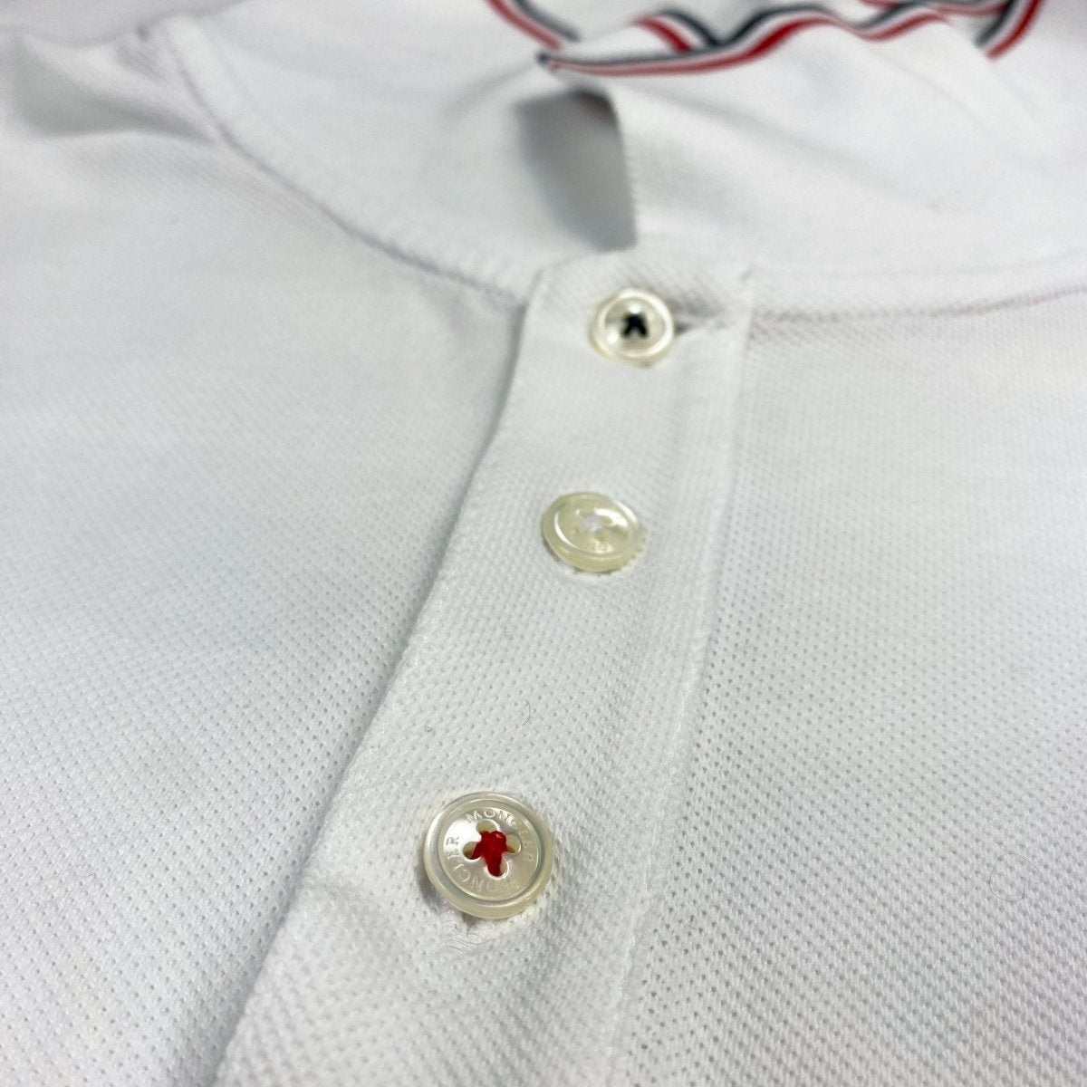 Polo blanc Moncler - Le Beau Gustave