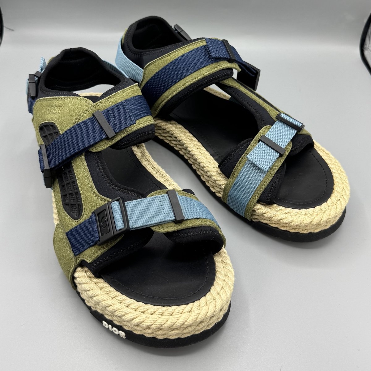 Sandales Dior Atlas vertes, bleues et noires - Le Beau Gustave